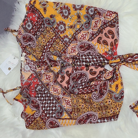 Ultra Flirt Spaghetti Strap Tie Front Top w/Matching Wide Leg Pants. - Picture 2 of 6